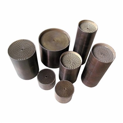 ମୋଟରସାଇକେଲ୍ ଏବଂ କାର୍ ପାଇଁ ଧାତବ କାଟାଲାଇଷ୍ଟ |